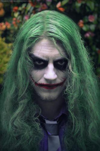 Model with Joker makeup & green hair